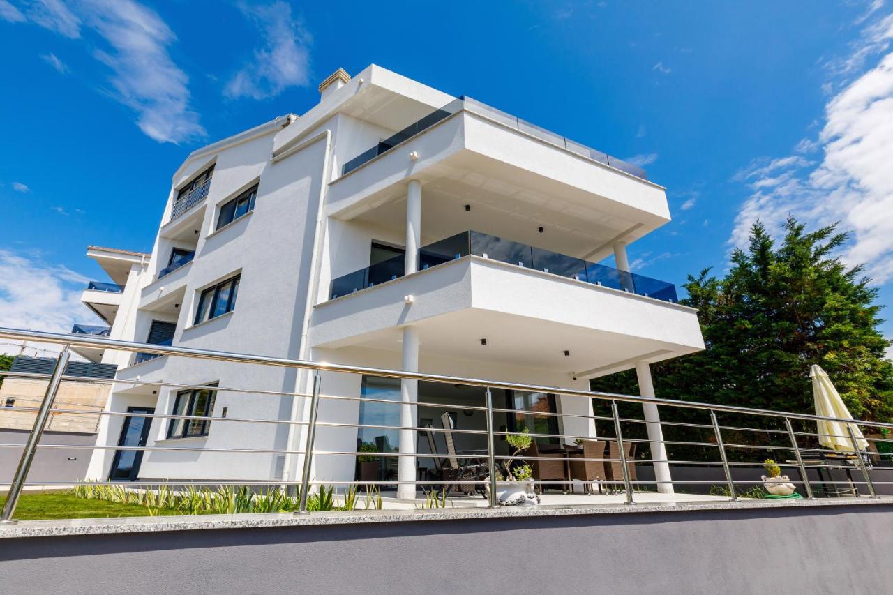 Apartment "Villa M" Kostrena Eksteriør billede